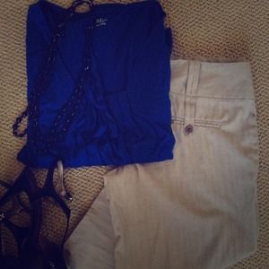 Cute dark blue blouse!❌BUNDLED❌