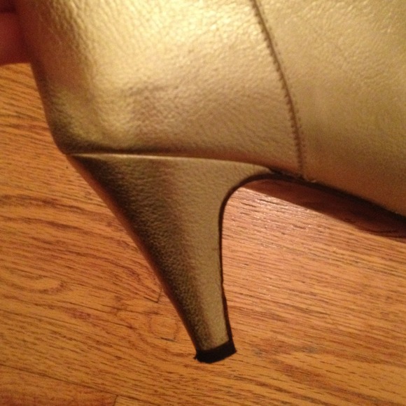 Corso Como Leather Gold Mid Calf Boot Size 7! - Picture 4 of 4