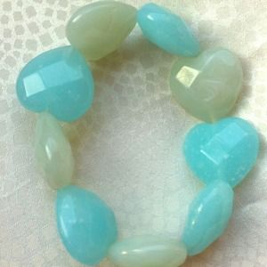 Heart shaped beaded bracelet