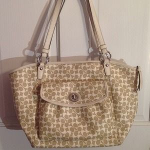 REDUCED!!!! AUTHENTIC COACH BAG