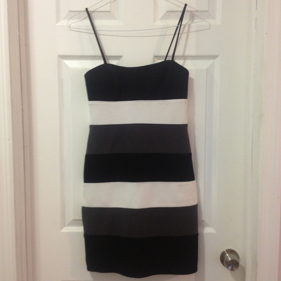 BLACK & WHITE dress