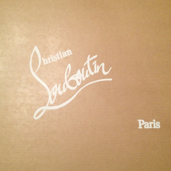 ❌SOLD❌💯% AUTHENTIC Christian Louboutin Boots - Picture 4 of 4