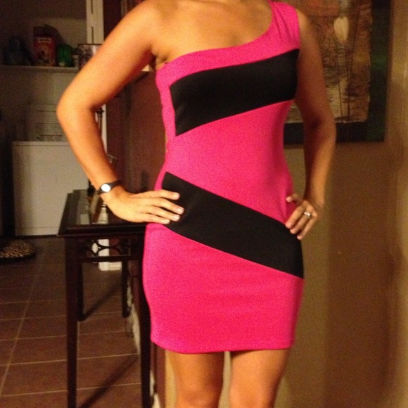 Dresses & Skirts - Fuchsia and Black one shoulder dress
