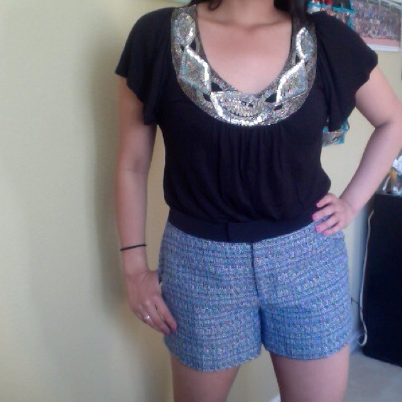 Black Swoop Neck Shirt - Picture 4 of 4