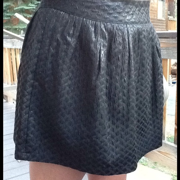 Black Party Skirt - Picture 2 of 4