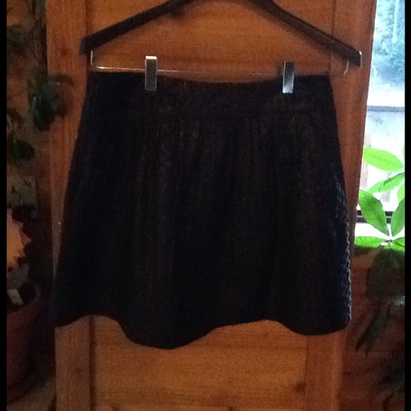 Black Party Skirt - Picture 3 of 4