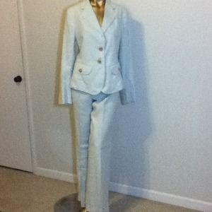 Linen pant suit