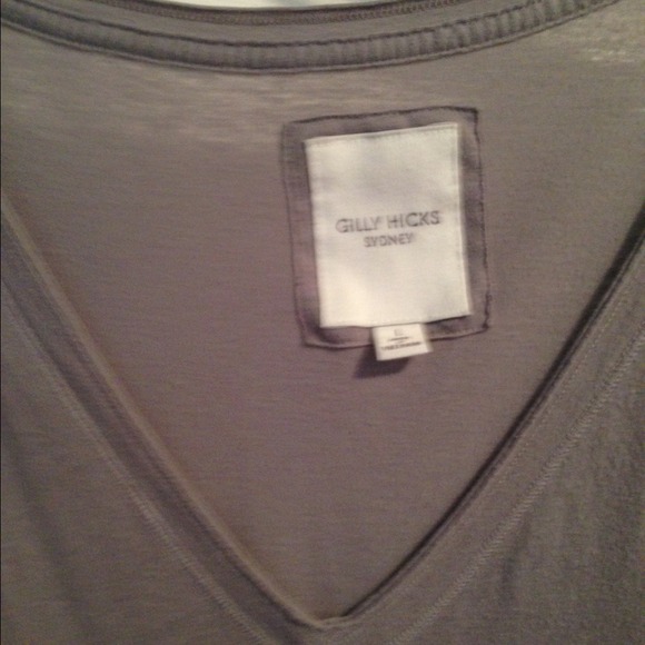 Gray V Neck - Picture 2 of 4