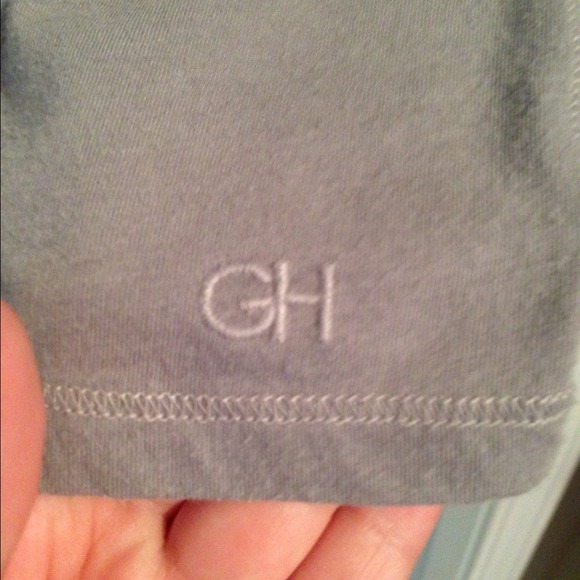 Gray V Neck - Picture 3 of 4