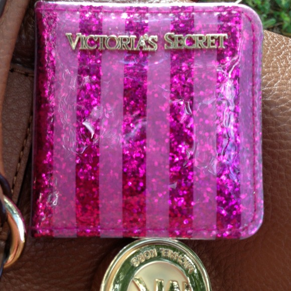 Victoria's Secret Mirror