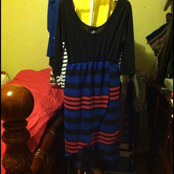 High low dress - Picture 1 of 3