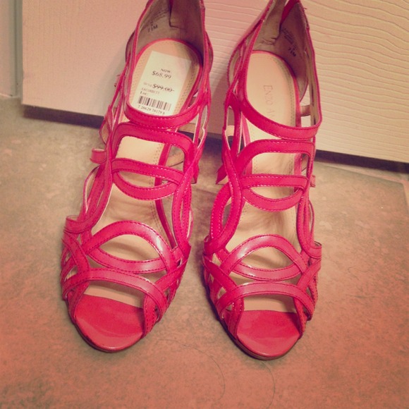 ENZO ANGIOLINI HEELS , CORAL