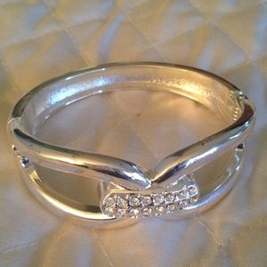 Silver bracelet with bling...... Very elegant!