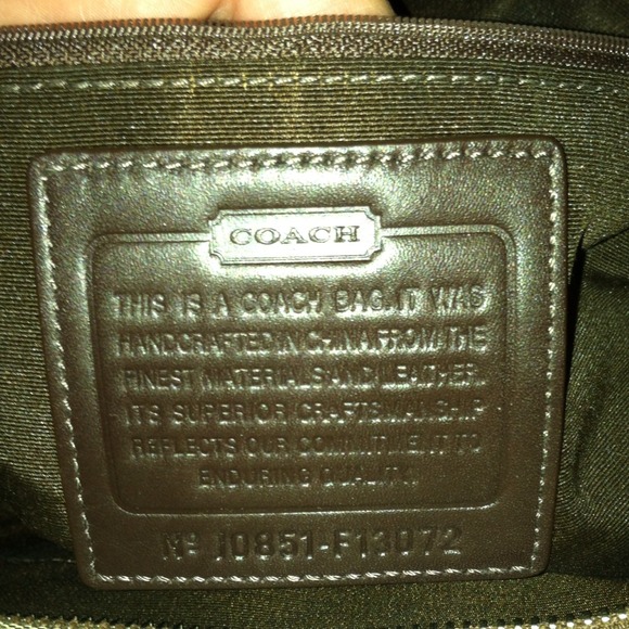 COACH SIGNATURE SATCHEL BROWN LEOPARD TRIM. - Picture 2 of 3