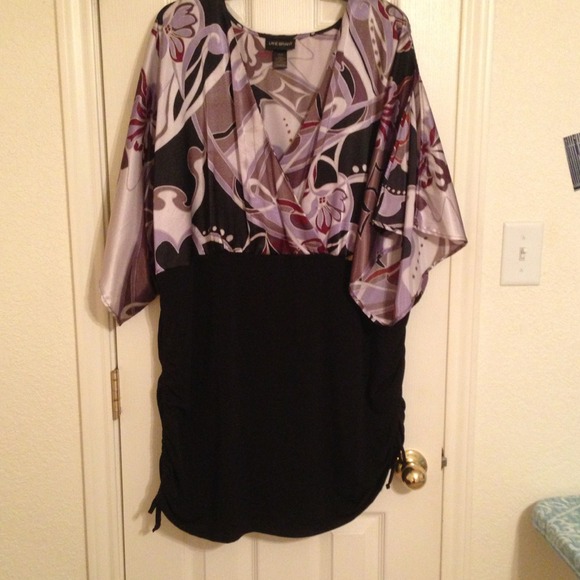 Beautiful open sleeve blouse