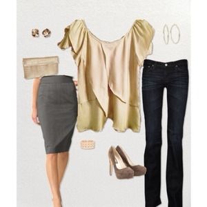 ❌SOLD IN BUNDLE❌Canary Yellow Satin Petal Tiered