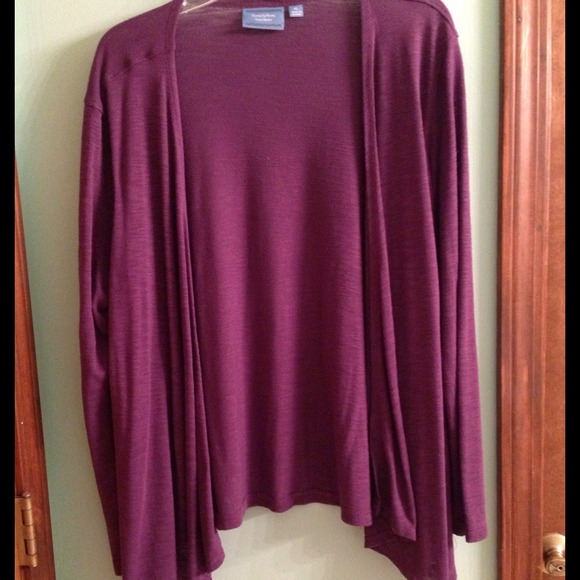🌟SOLD🌟Vera Wang Cardi