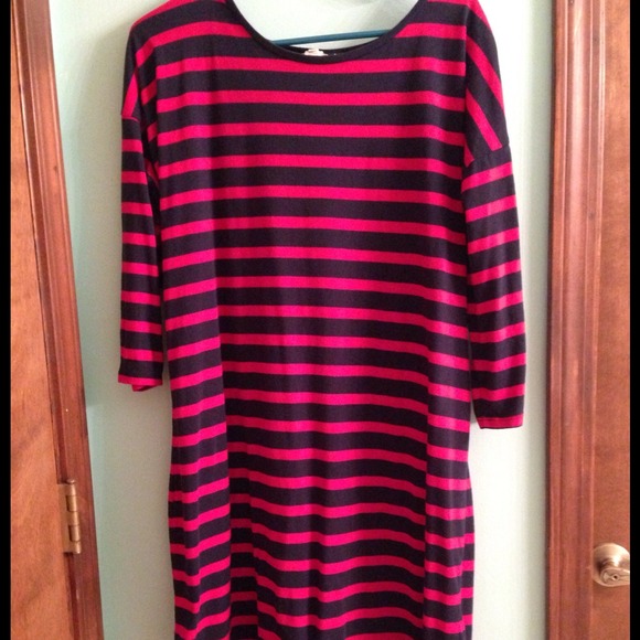 🌟SOLD🌟Navy/Red Dress