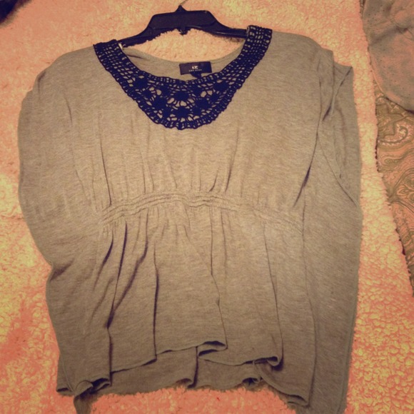 Crochet border top with winged arms