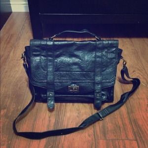 STEVE MADDEN Distressed Black Shoulder Bag