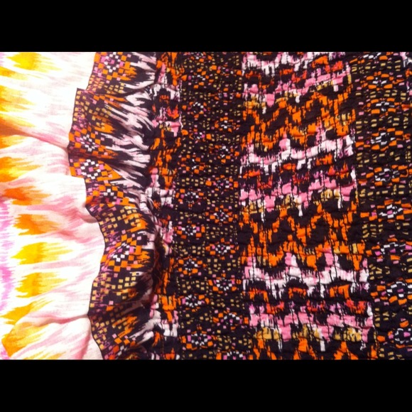 Trade Multi colored dress - Picture 2 of 4