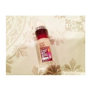 ✅TRADED✅ 💢 Brand New 💢 age rewind makeup