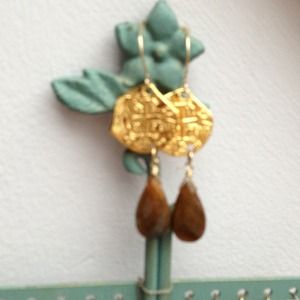 Mia tigers eye drop earrings