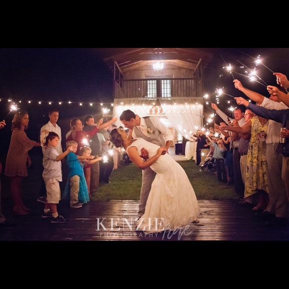 Meet Your Seller/Buyer💕 - Picture 10 of 10