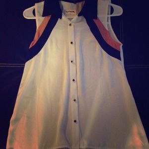 NEW sleeveless black collar top