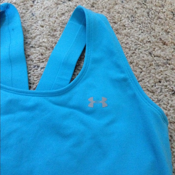 Under armour tank