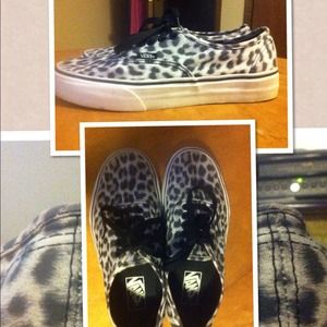 Cheetah print Vans size 8