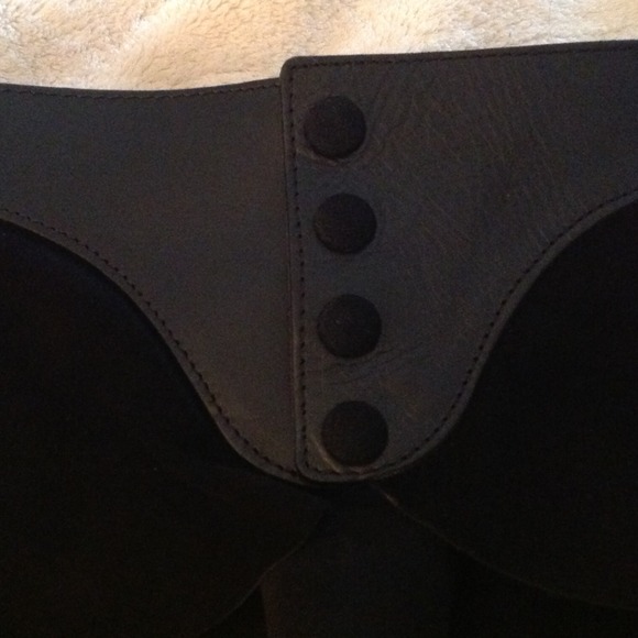 Belt - Picture 3 of 4