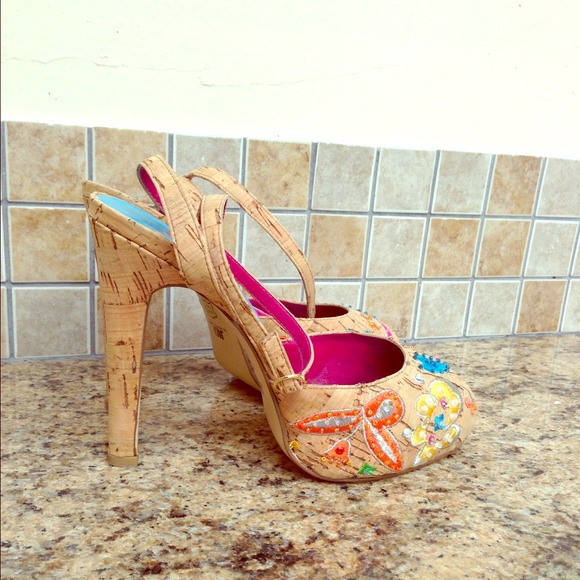 JLo Jennifer Lopez peep toe ankle wrap sexy heels!