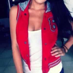 red & gray vest ❤