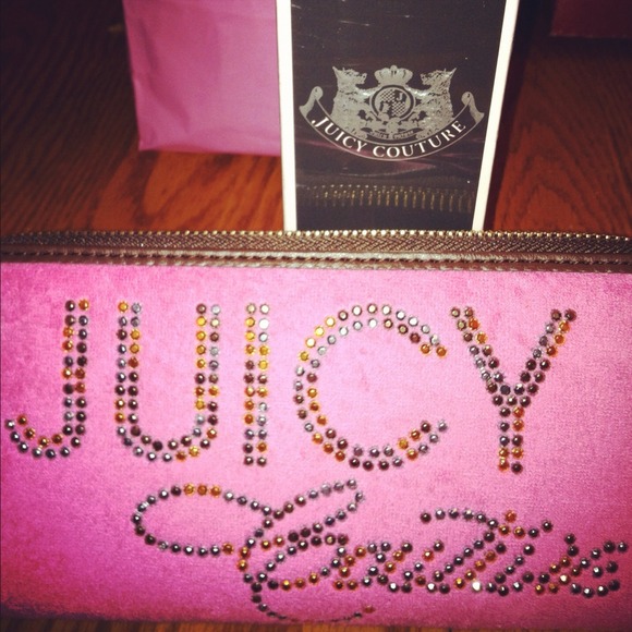 SOLD Juicy couture wallet - Picture 1 of 4