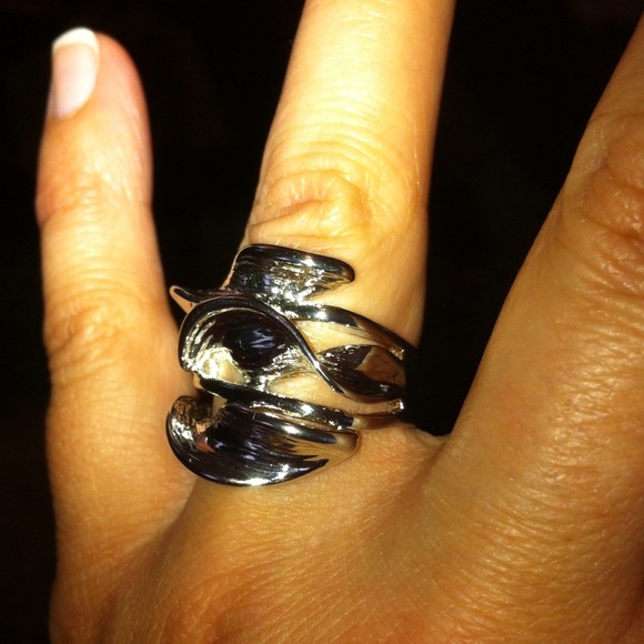 Brand new and very cute ring and very solid.