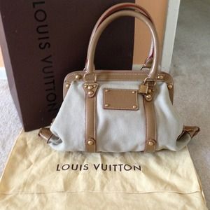 Louis Vuitton Canvas GM Bag