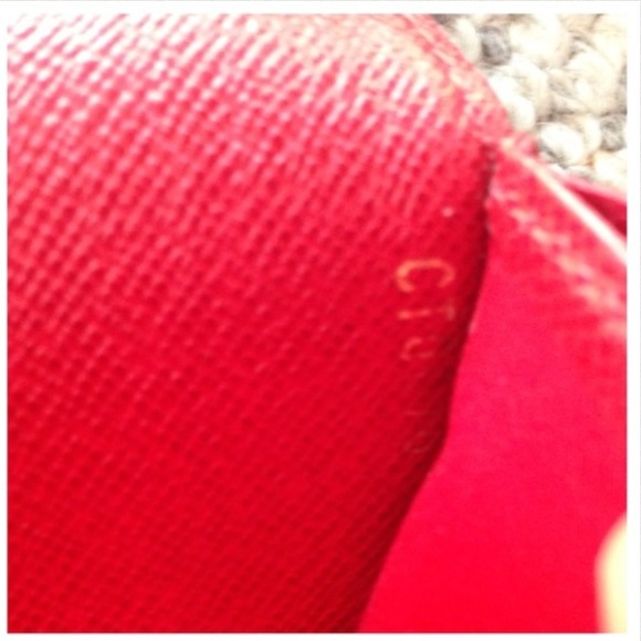 💯Authentic LV LimitedEdition Bellhop Sarah Wallet - Picture 4 of 4