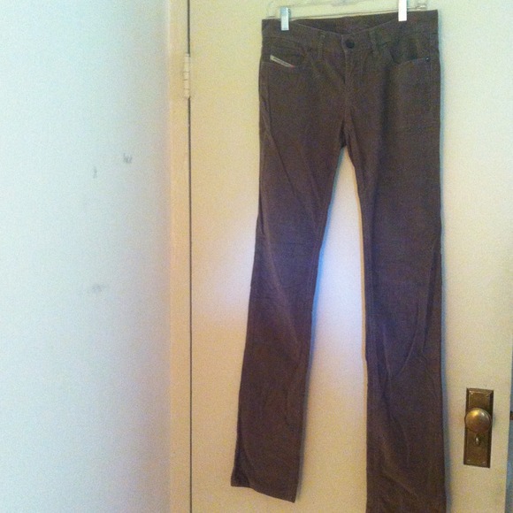Size 29 stilt Diesel jean.