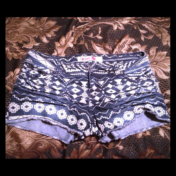 Printed denim shorts
