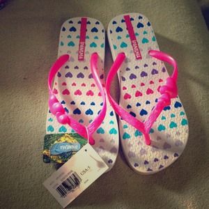 New with tags Size 5  iPanema flip flops!