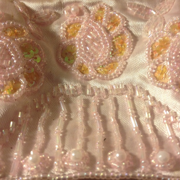 Light pink beaded clutch - Picture 2 of 3
