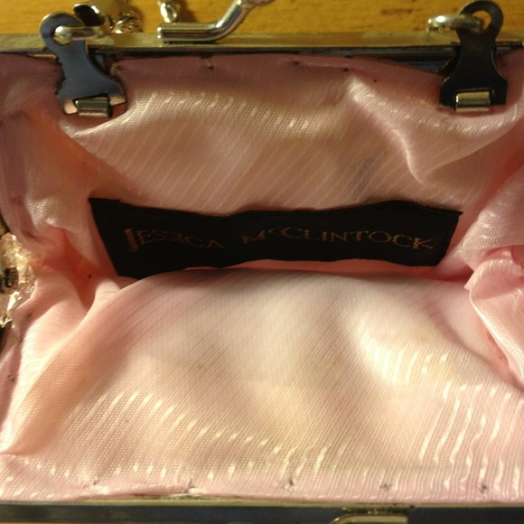 Light pink beaded clutch - Picture 3 of 3