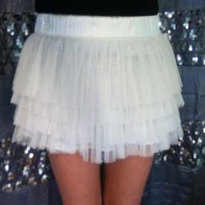 NWT H&M white tutu mini skirt