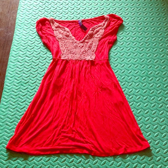 Dresses & Skirts - 💢🌟❤CROCHET NECK DRESS! 💢🌟