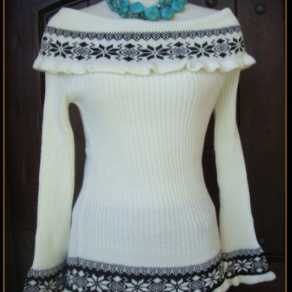 ✅BUNDLED✅ 🌺GORGEOUS SWEATER🌺