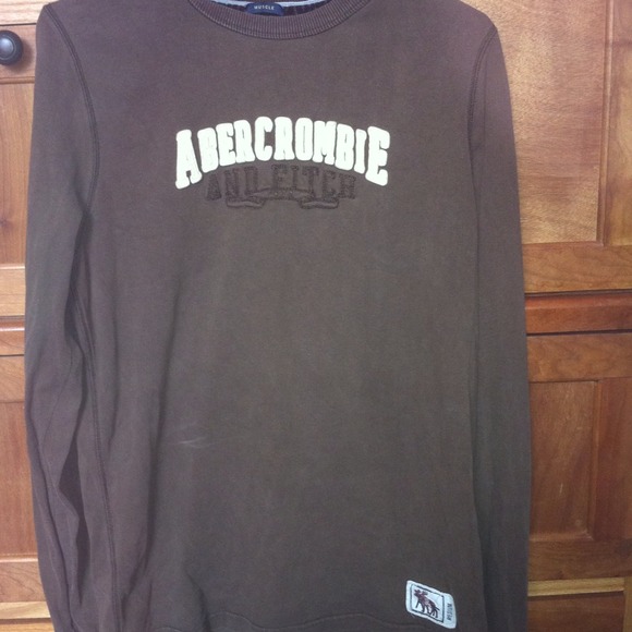 Guys Abercrombie shirt