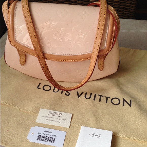 Authentic Louis Vuitton Vernis Biscayne