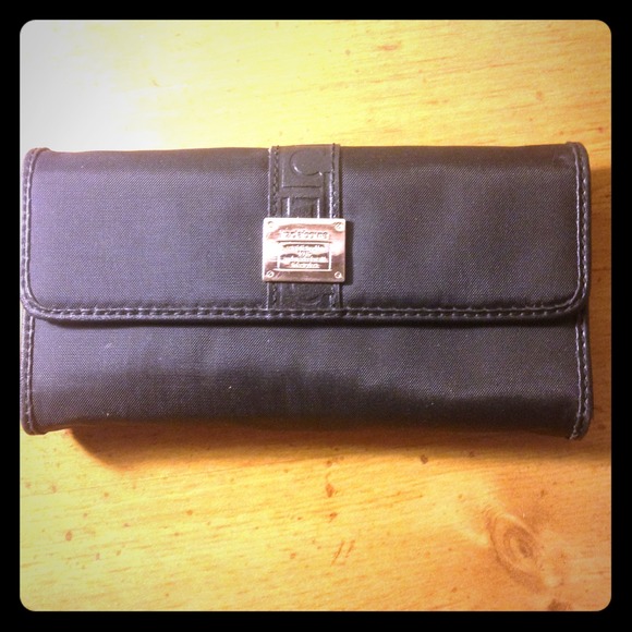 Black wallet