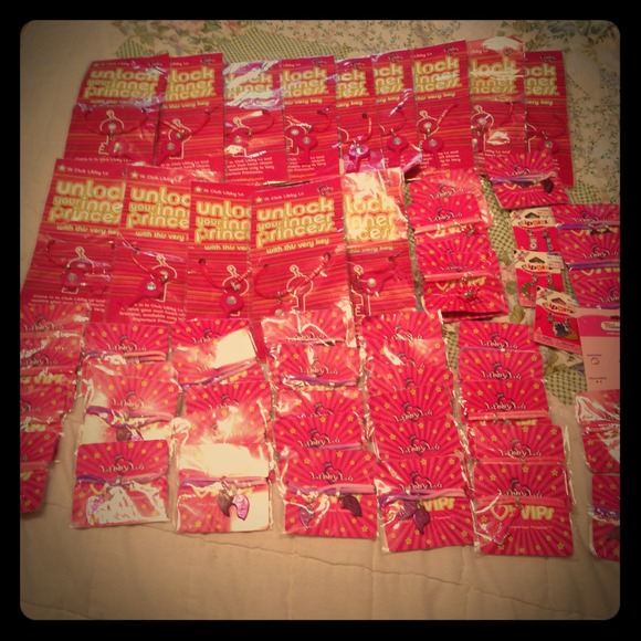 Bundle@remartin Club Libby Lu bracelets and charms